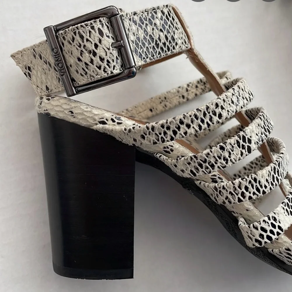Vionic NWOT Sami snakeskin block heel sandals 8.5